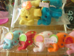 お土産も売っています。