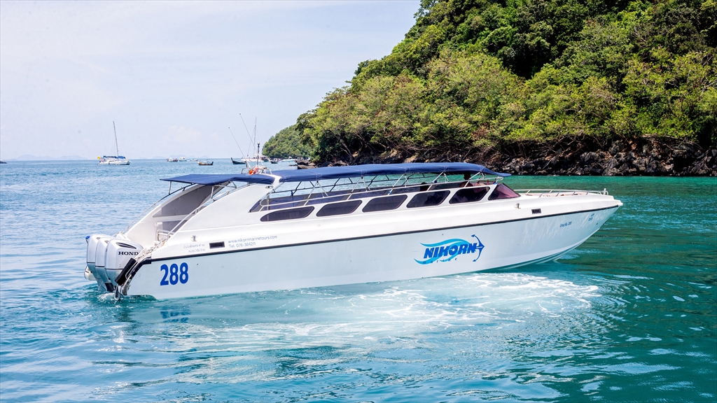 Nikorn Marine スピードボート3エンジン