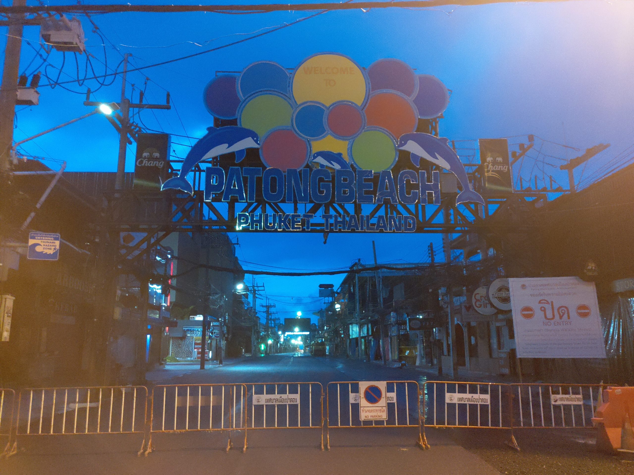 2020年05月22日のプーケット島・パトンビーチ・19:00頃の風景