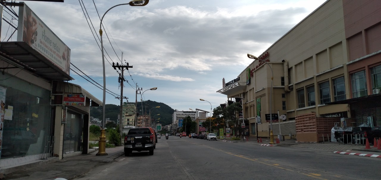 最近のプーケット島・パトンビーチ・Phangmuang Sai Kor Rdの風景