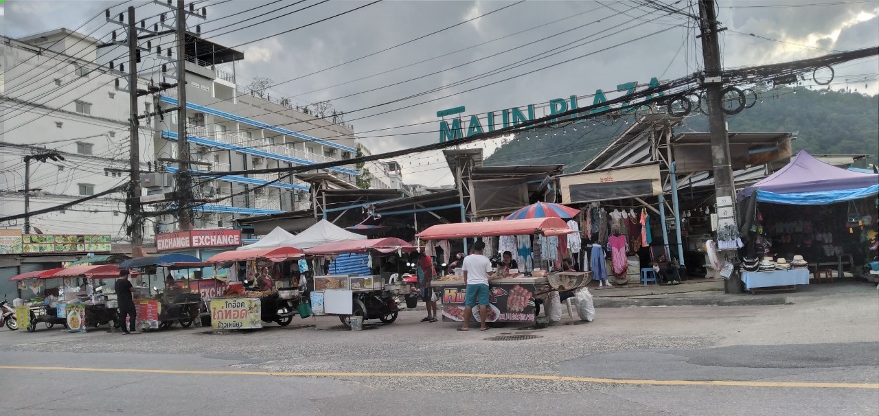 プーケット旅行センターのプーケット島・現地情報ブログ(プーケット観光情報) | ガイドブックに無い様なタイ・プーケット島の現地オプショナルツアーやホテル情報、レストラン情報やプーケットの景色など、ローカルな目線かつ、プーケットの観光に特化した情報をプーケット・パトンビーチより発信します。