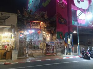 プーケット島・オールドタウン・パンガー通り・夜の風景です。
