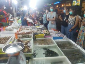 2022年03月12日のラワイ シーフードマーケット ( RAWAI SEAFOOD MARKET)の風景