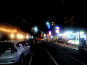 2022年05月03日・のプーケット島・パトンビーチ・Sawatdirak Road夜の風景