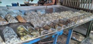 最近のラワイ シーフードマーケット ( RAWAI SEAFOOD MARKET)の風景