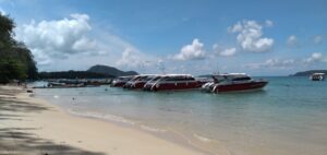 最近のプーケット島・ラワイビーチの風景