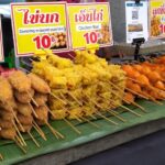 プーケット島・シャロンにあるLotusのフードマーケット