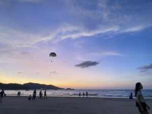 最近のプーケット島・パトンビーチの夕方の景色