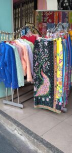 Baba, Yaya(Nyonya)スタイルの洋服