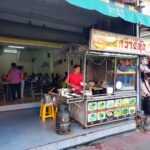人気ローカルラーメン屋台(ワンタン入りのラーメンの移転