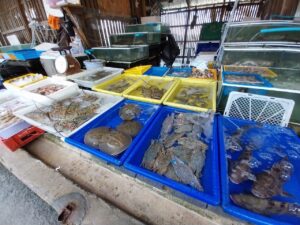 最近のラワイ シーフードマーケット ( RAWAI SEAFOOD MARKET)の風景　