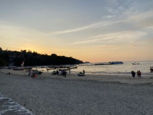 最近のプーケット島・パトンビーチ・夕方の風景