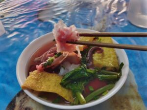 プーケット島・パトンビーチ・Phrabarami Rdにあるトムヤムラーメン/ローカルフード