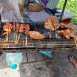 ソムタム＆焼き鳥（ ソムタム / Somtam / ส้มตำ ＆ ガイヤーン / Kai Yang / ไก่ย่าง）の移動式屋台