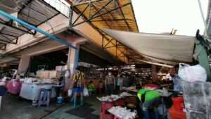 ガゼート市場 (Kaset Market)