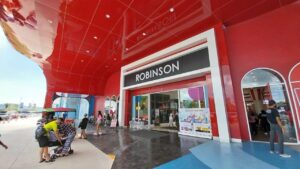 ロビンソン ライフスタイル シャロン ( Robinson Life Style Chalong ) が2023年9月20日にグランドオープンしました。