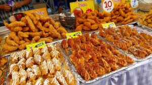 Por Tor Festival in Phuket Town (プーケットタウンの中華式お祭り) の風景その2