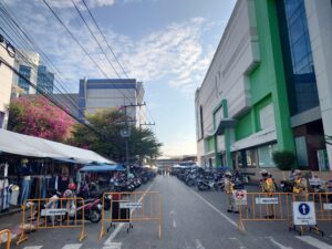 最近のプーケットタウン・ロビンソンデパート周辺