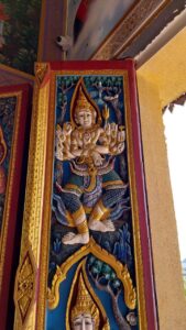 ワット・カオラン ( Wat Khao Rang )の本堂