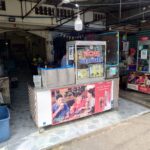 海難チキンライス店・ウアン カオマンガイ ( อ้วน ข้าวมันไก่ / UAN KHAO MAN KAI )の調理風景