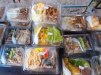 ローカルマーケットで購入する朝ごはん