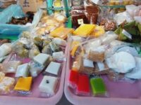 ローカルマーケットで購入する朝ごはん